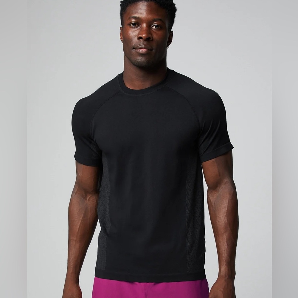 Fabletics Black training day tee